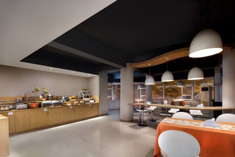 莫林风尚酒店(冷水江商业步行街店)