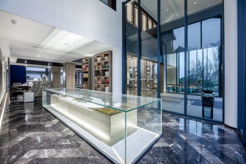 云·文心酒店(开封清明上河园万岁山武侠城店)