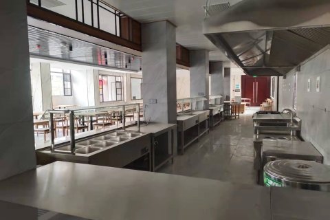 钟祥阳春大酒店