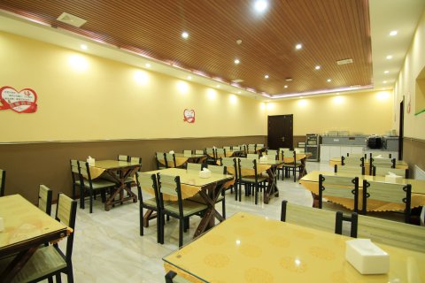 依舍艺术酒店（襄汾龙山路店）