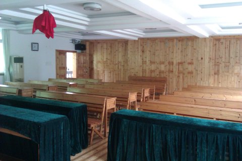 新丰云髻山温泉度假山庄