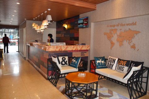 攀西印象酒店(成都武侯大道地铁站店)