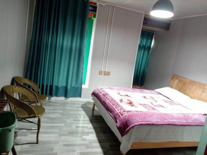 工布江达旦培家庭旅馆