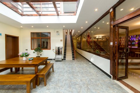 香格里拉蓝田青年文创旅宿(独克宗古城店)