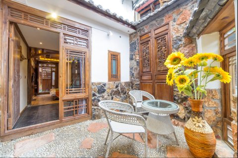 江尚·小桥流水客栈(丽江古城大水车店)