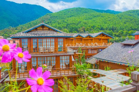 次第花开客栈(泸沽湖大落水店)