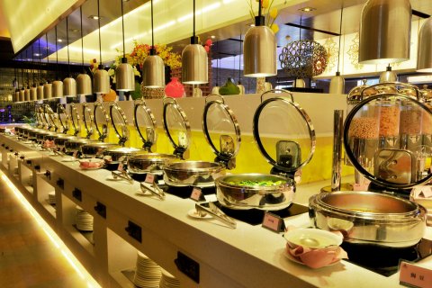 官房大酒店花园别墅