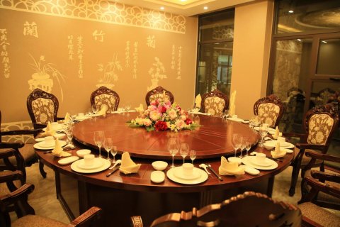 长白山丽祥假日酒店(长白山西景区旅游服务集散中心店)