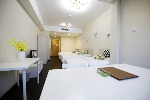 乐家服务式酒店(北京动物园西直门地铁站店)