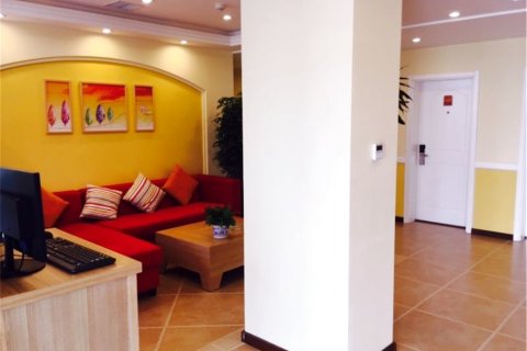 如家酒店(乌兰察布维多利广场团结大街店)