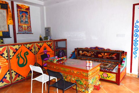 马尔康迦陵藏文化主题酒店