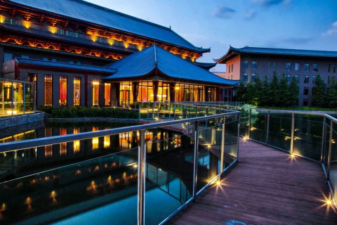 罗平云之梦酒店