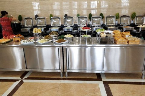 界首宝兰假日酒店(火车站店)