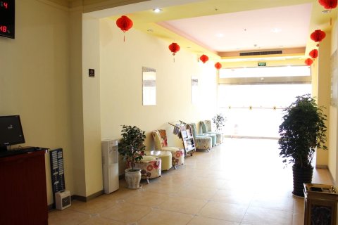 速8酒店(海阳金海螺广场店)