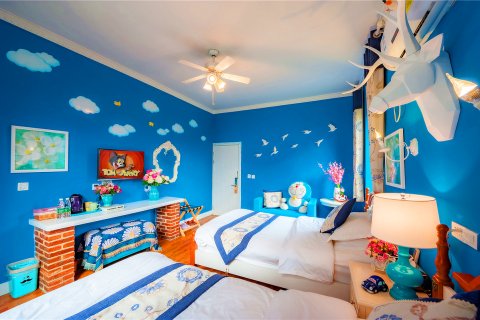 岩邦·梦幻艺术设计师民宿(西街店)