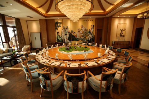 内丘鹊山湖阿尔卡迪亚国际度假酒店