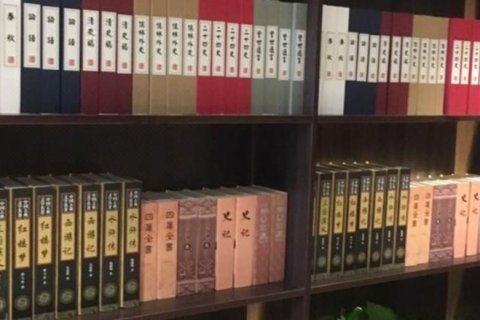 洲岸尊途酒店(夏邑人民法院店)