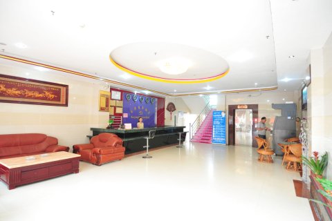 南洋商务酒店(东方高铁站店)