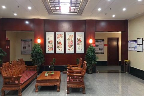 庆元菇城大酒店