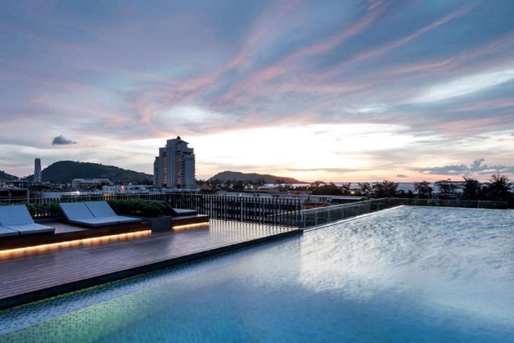 The Deck Condominium Patong(The Deck Condominium Patong)