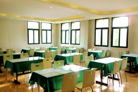 方圆商务酒店(沁阳店)