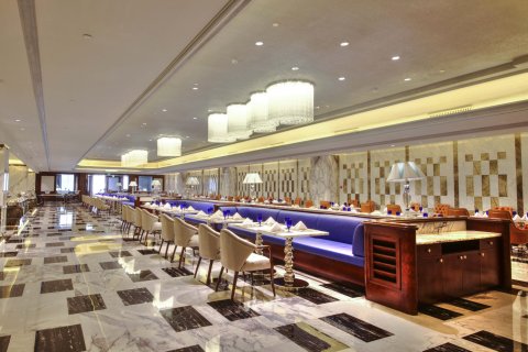 鸡西龙城花园饭店