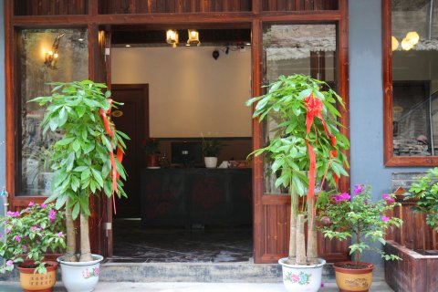 镇远十里画廊江景客栈