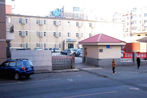 百时快捷酒店(沈阳故宫怀远门地铁站店)