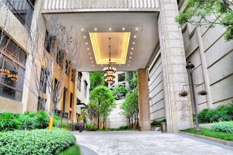 重庆斯维登服务公寓(洪崖洞解放碑店)