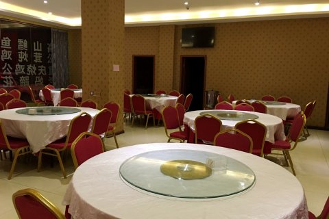 Q加·理塘凯曼酒店