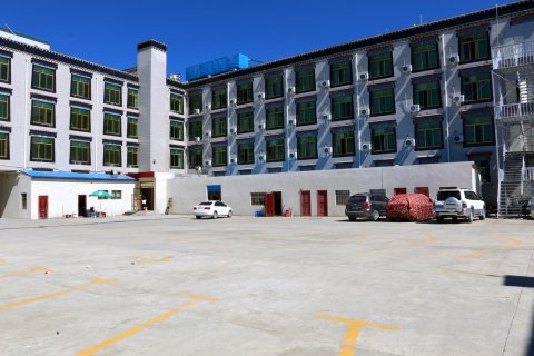 日喀则芒果酒店