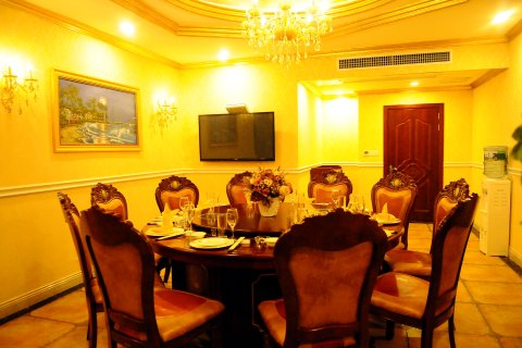 大方新鸿运大酒店