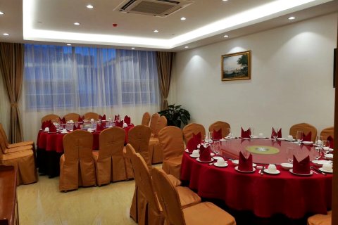 欢喜维纳酒店(梧州南宁百货店)