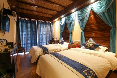 镇远十里画廊江景客栈