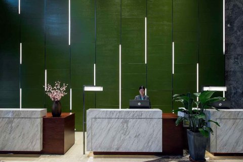 上海万信R酒店(陆家嘴金融街区店)