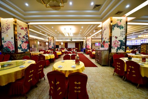 港湾假日酒店(茂名高铁站文明中路店)