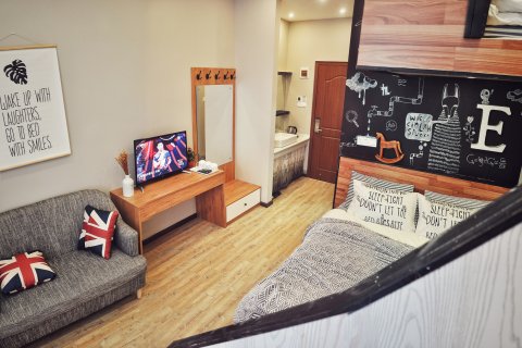 四姑娘山九月山间艺术酒店