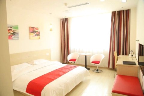 盛天快捷酒店(胶州财富中心店)