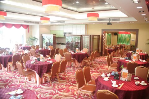 清远湖滨步步高酒店