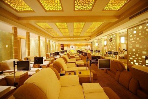 佛山顺德皇家太子酒店(容桂轻轨站店)