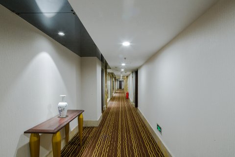 重庆博顿美锦酒店(解放碑中心店)