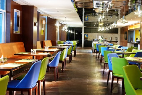 武汉东湖光谷希尔顿欢朋酒店