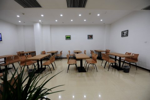 民权中州美住酒店(冰熊大道店)