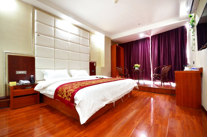 唐宴酒店(武汉汉口学院武汉东湖学院店)