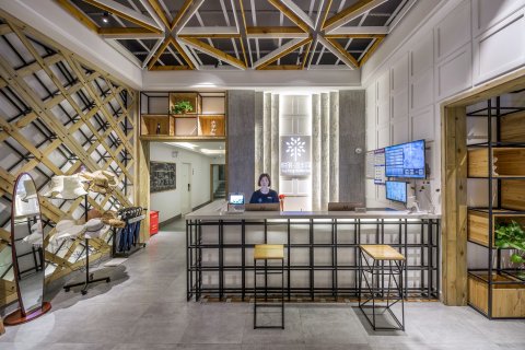 若逸ROY( 三亚湾椰梦长廊店)