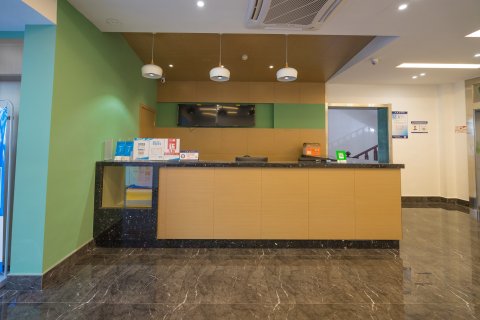 恒8连锁酒店(嵊州西站店)