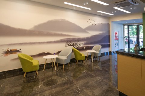 恒8连锁酒店(嵊州西站店)