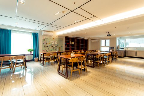 咖姆酒店(西安回民街钟楼地铁站店)