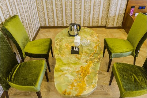 庄河迅8商务连锁酒店