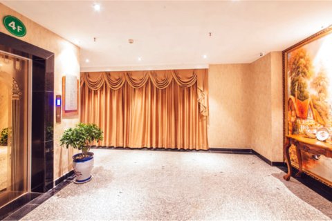 汉中斯唯特花园主题酒店